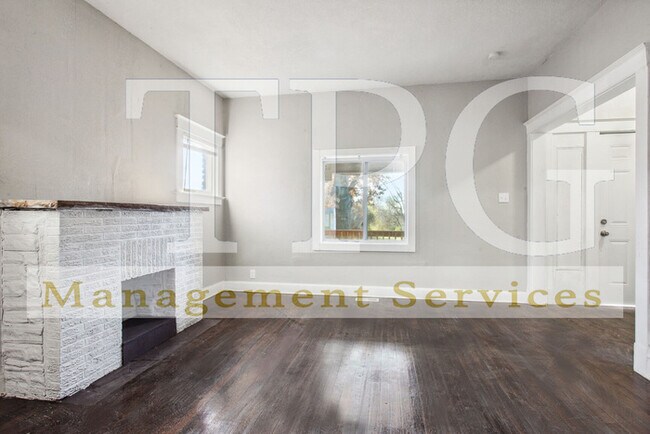 Foto del edificio - Beautiful, Updated Historic Home in KCMO