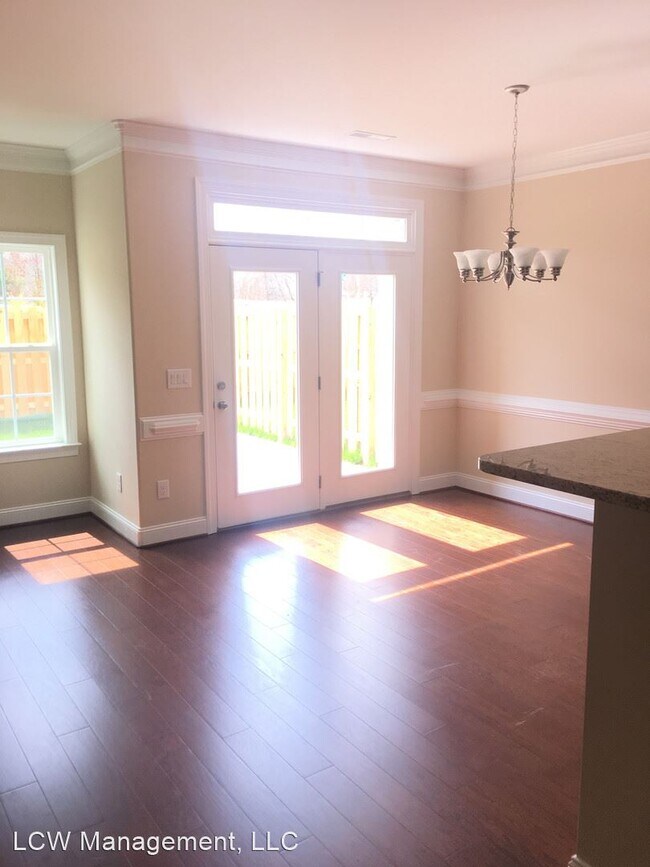 Building Photo - 2 br, 2.5 bath House - 1252 United Court L...