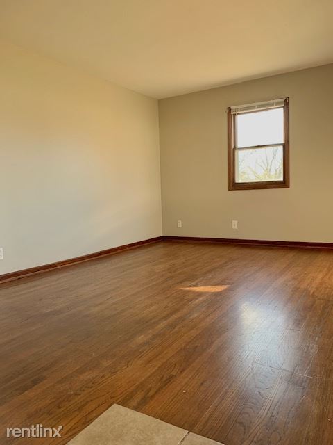 Building Photo - 4 br, 2 bath House - 3513 S 122nd St