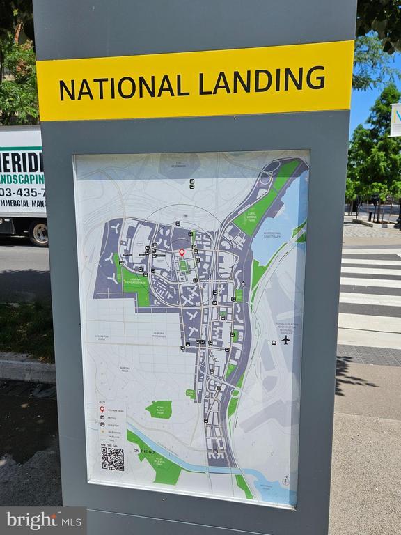 Foto del edificio - 1300 Army Navy Dr