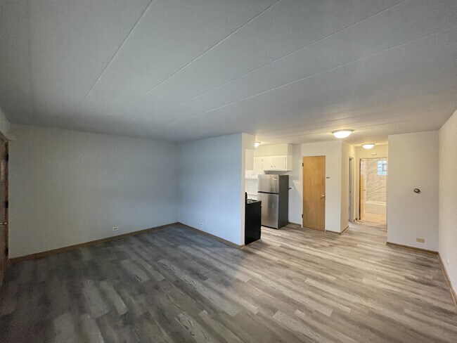 Building Photo - 2901 S Harlem Ave