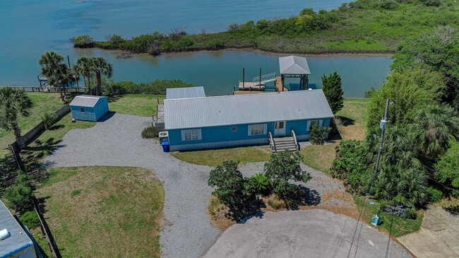 Foto del edificio - 6347 Salado Rd