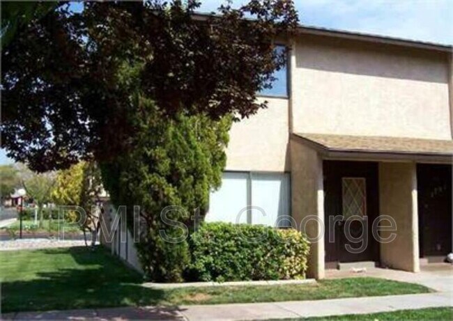 Foto del edificio - 1749 W 1020 N