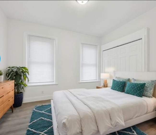 Building Photo - 1933 N Patton St