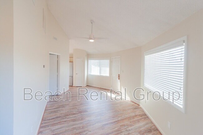 Foto del edificio - 505 Tree Top Ln