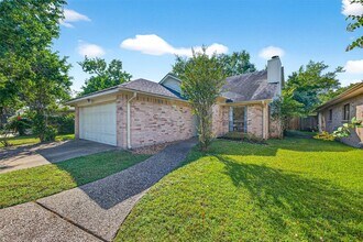 Building Photo - 20115 Beechview Ln Building Photo - 20115 Beechview Ln