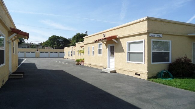 Foto del edificio - 2310-2318 33rd St