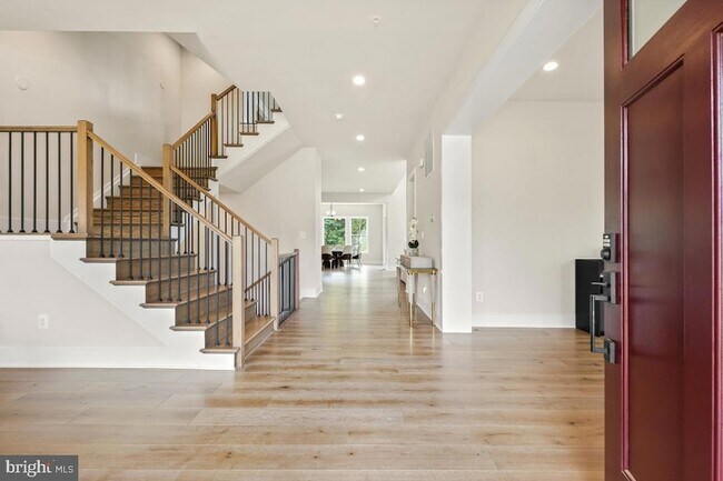 Foto del edificio - 12321 Potomac Hunt Rd