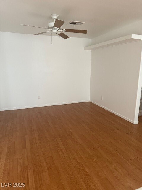 Building Photo - 5250 Souvenir Ln