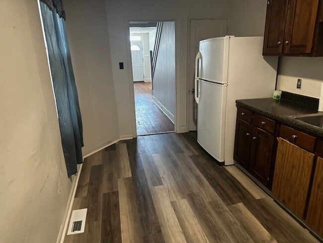Foto del edificio - 3 bedroom 1 bathroom York, PA