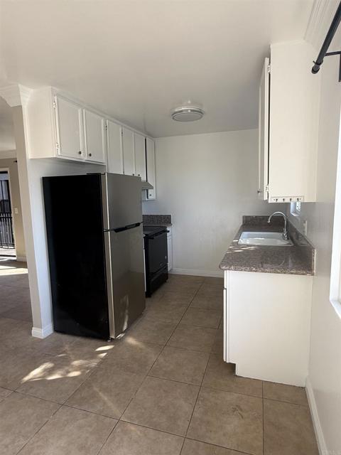 Foto del edificio - 1349 Grove Ave