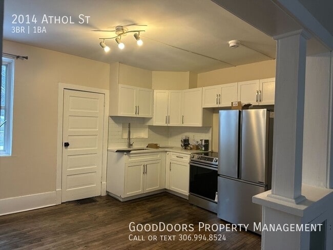 Building Photo - 2014 Athol St