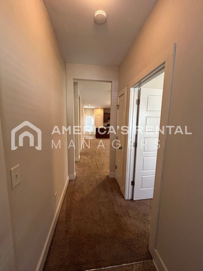 Foto del edificio - Home Available for Rent in Margaret, AL! Sign a 13 Month Lease by 7/31/26 to receive HALF-OFF ONE...