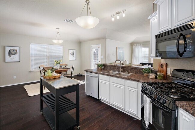 Foto del edificio - 508 Fisherman Trail