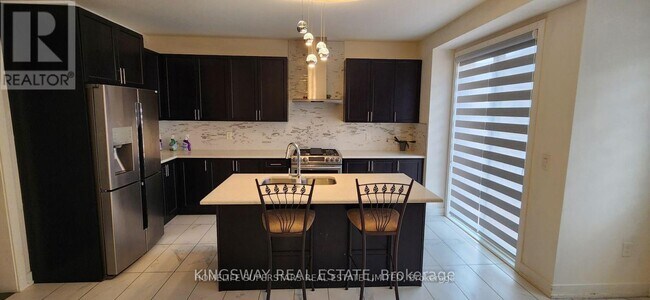 Building Photo - 74 Russell Creek Dr