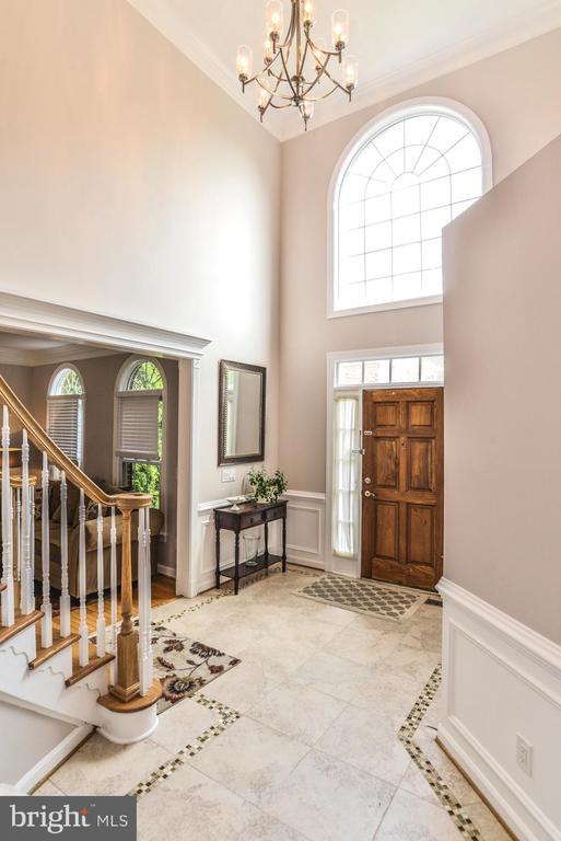 Foto del edificio - 8159 Silverberry Way