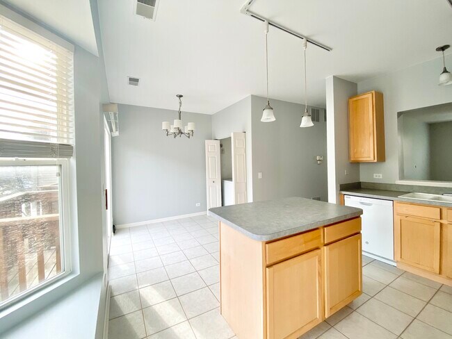 Foto del edificio - 1081 Chadwick Dr