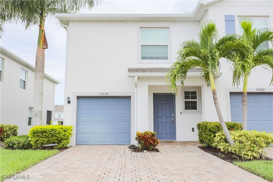Primary Photo - 15026 Wildflower Cir