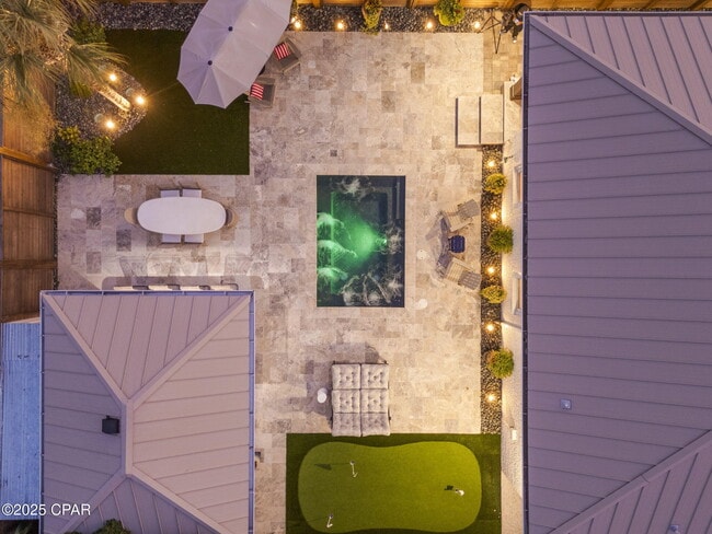 Foto del edificio - 407 Petrel St