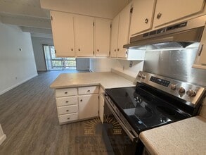 Building Photo - 801 Northwood Blvd
