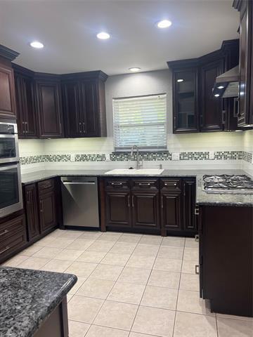 Foto del edificio - 6201 Baymar Ln
