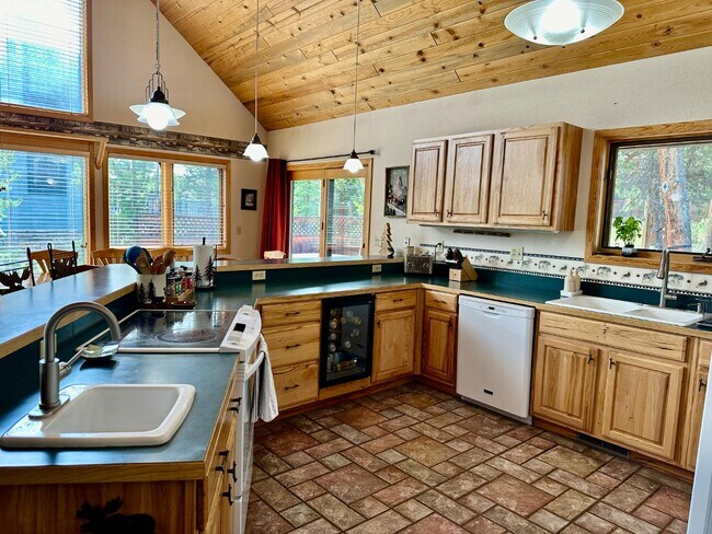 Building Photo - 34 Quartz Ln