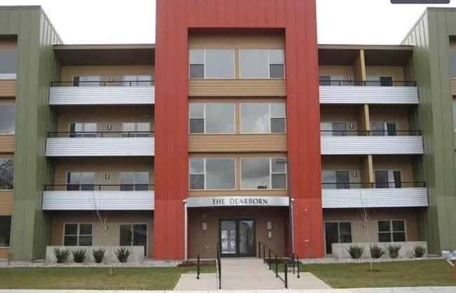 Beautiful building, awesome locations - 2101 Dearborn Ave
