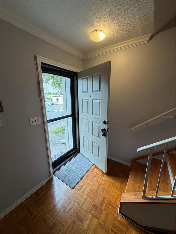 Building Photo - 705 Bough Ave