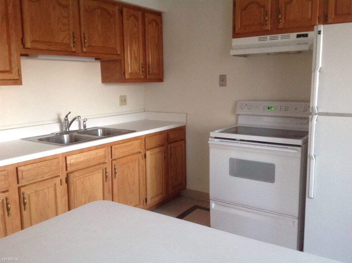 Foto principal - 116 S Rosemary St