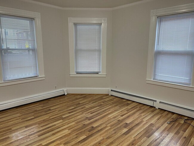 Foto del edificio - 215 Neponset Ave
