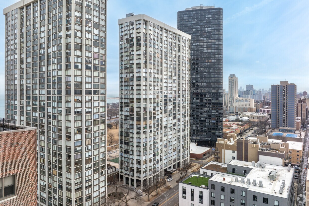 Edificio Primario - Edgewater Plaza Condominiums