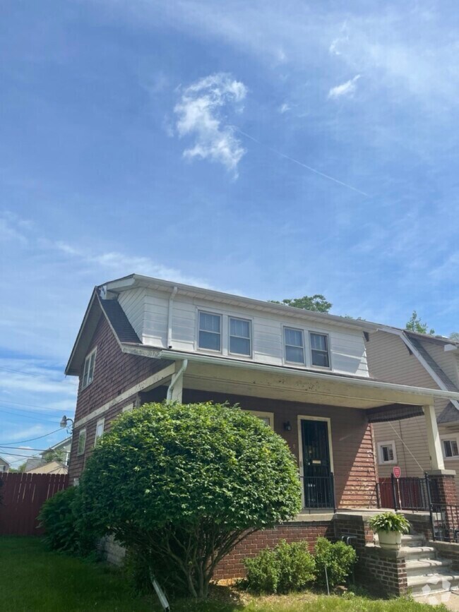 Griffins Wyoming Apartments under 2,500 Detroit, MI 1 Rentals