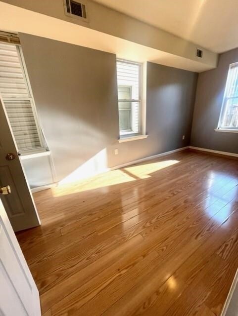 Foto del edificio - 3204 John F. Kennedy Blvd