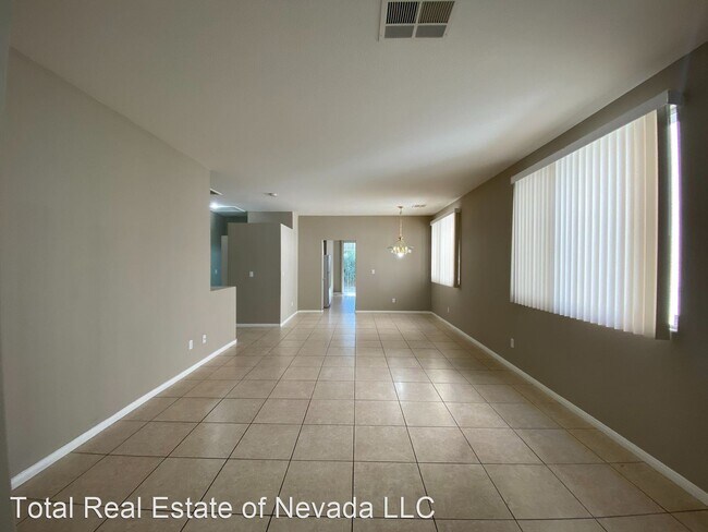 Building Photo - 3 br, 2 bath House - 8889 Kingswood Dr