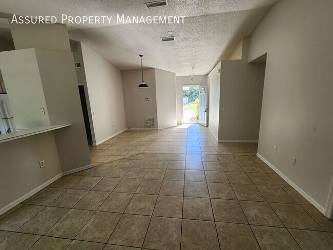 Building Photo - 1850 Marysville Dr