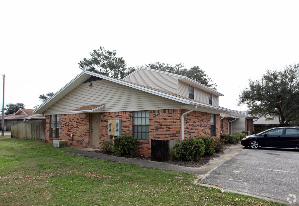 Classic Manor Townhouses Fort Walton Beach, FL