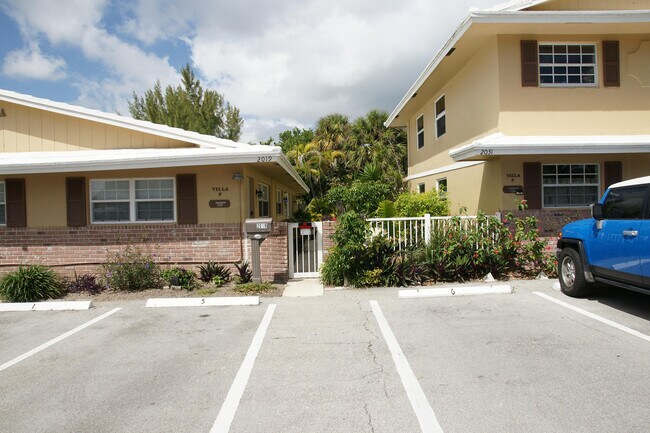 Foto del edificio - 2031 SE 5th St
