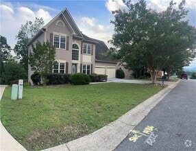 Building Photo - 1486 Soaring Pointe