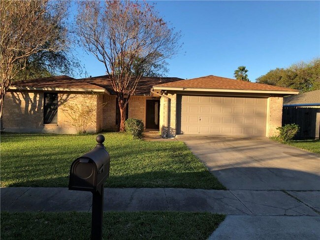 Building Photo - 3117 Sylvan Crest Dr