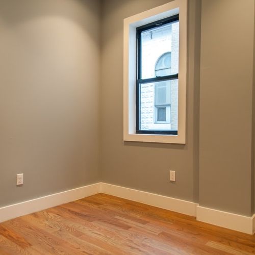 Foto del edificio - 605 Onderdonk Ave