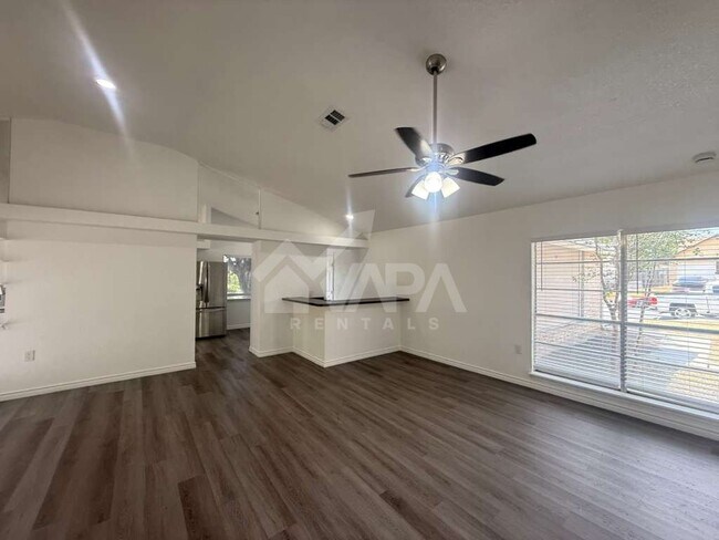 Building Photo - 6822 Raintree Forest