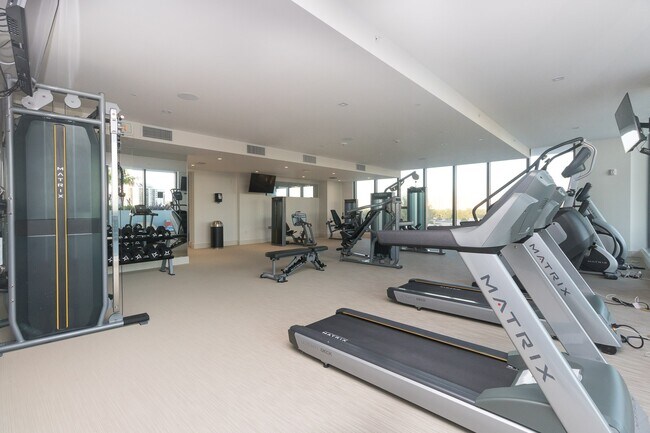 Foto del edificio - 3585 NE 207th St