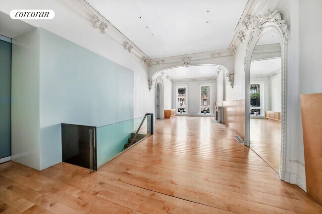 Foto del edificio - 120 E 19th St
