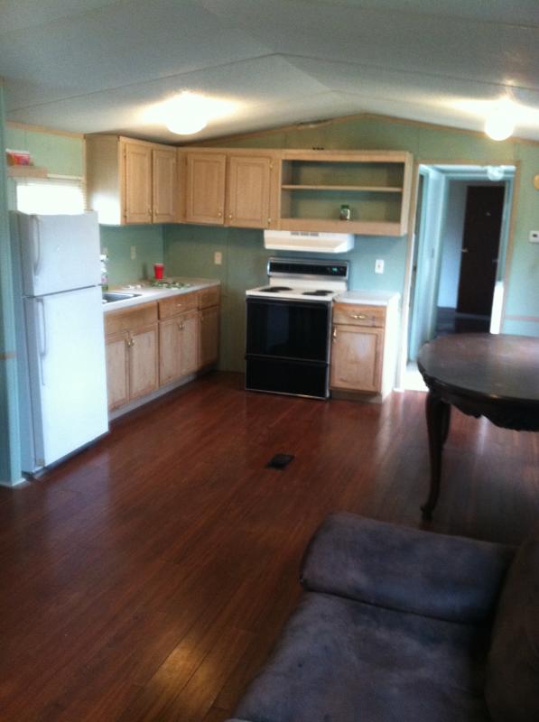 Building Photo - 431 Sherwood Forest Dr