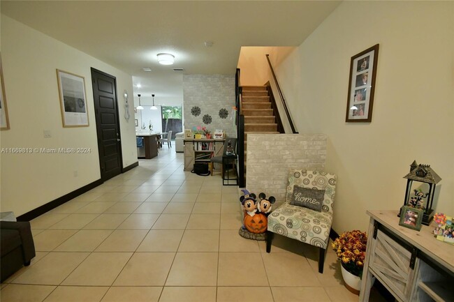 Foto del edificio - 16010 NW 91st Ct