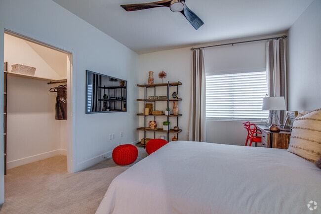 2 BR, 2 BA - 1,123 SF; C - Revolution