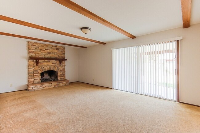 Foto del edificio - 6142 W Sierra St
