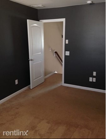Building Photo - 1241 Riverbrook Dr