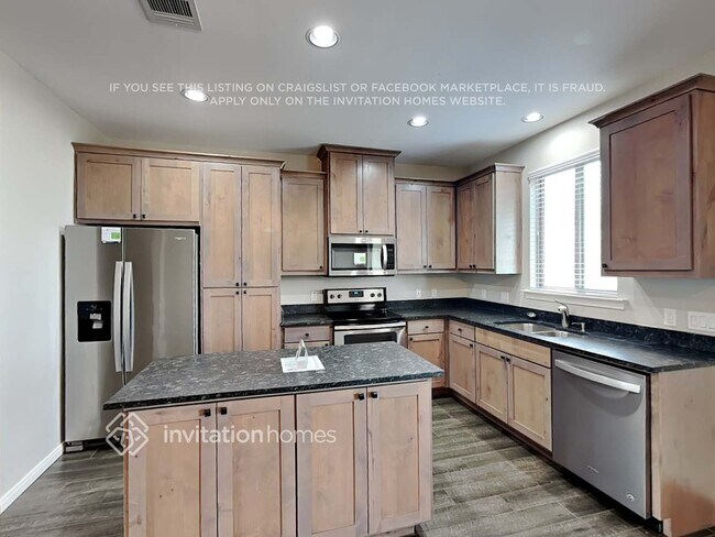 Foto del edificio - 179 Holly St