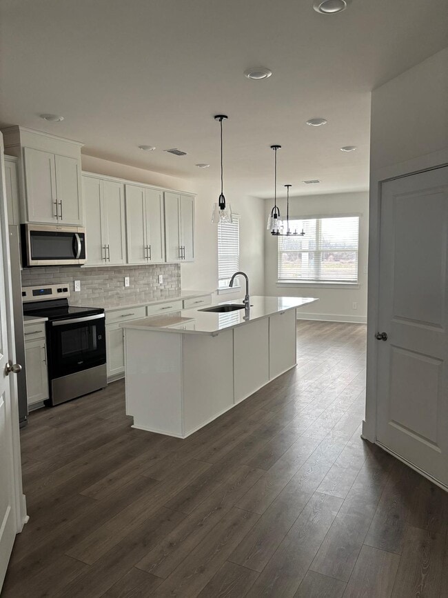 Building Photo - 4299 Ashland City Hwy